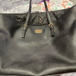MICHAEL MICHAEL KORS LARGE TOTE PURSE